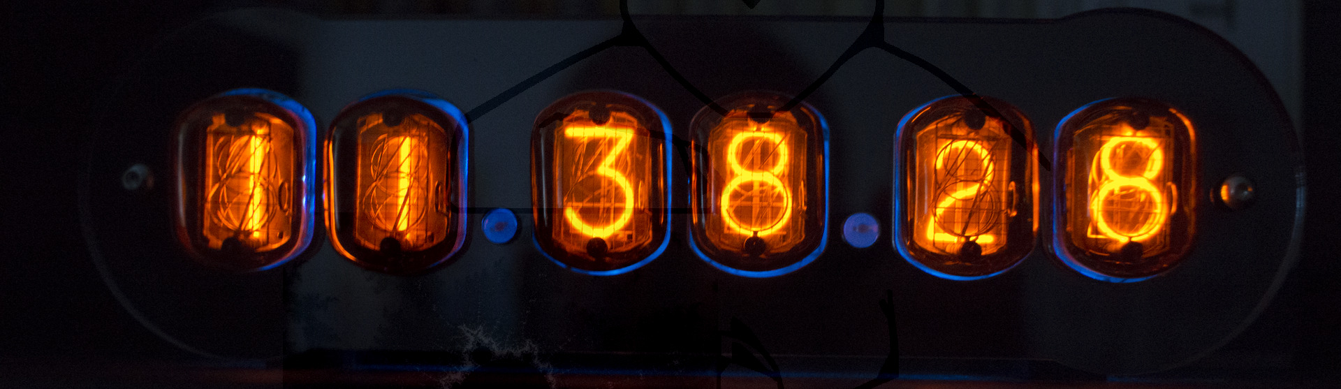 Nixie Uhr mit der Röhre ZM1100